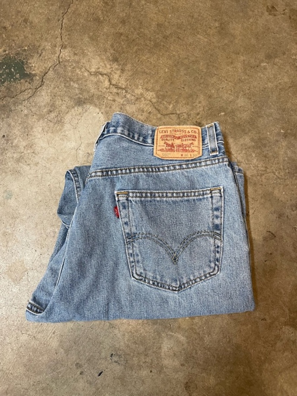 Y2K Levi's 550 Relaxed Fit Jeans